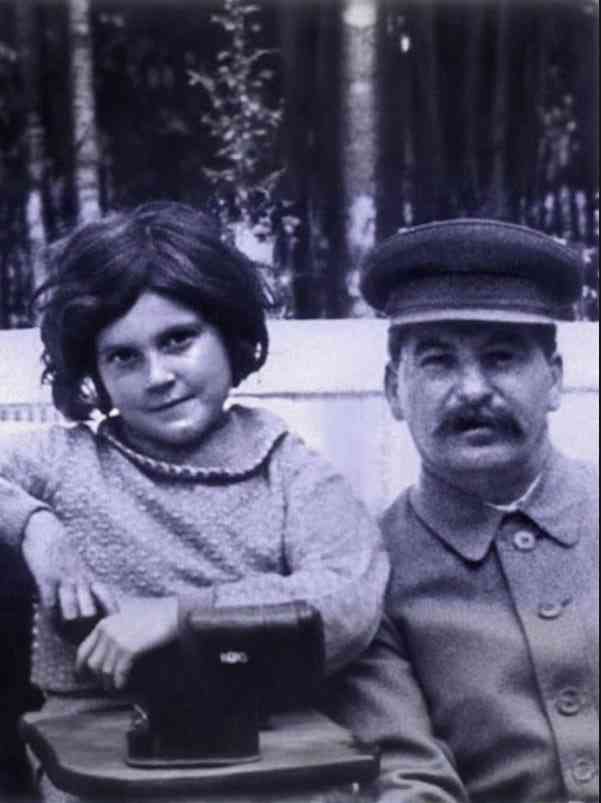 《斯大林的托赫特》免费高清无广告在线播放|纪录片·德国·2015