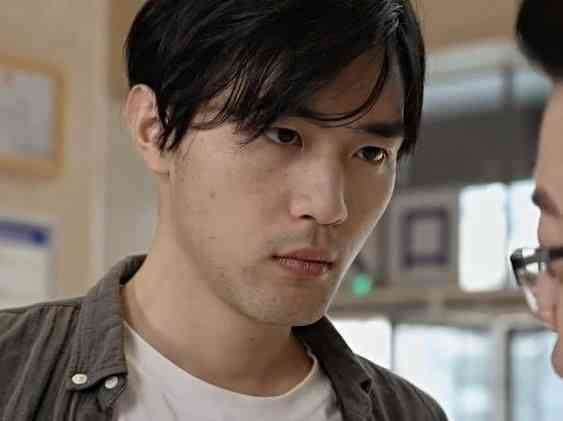 《抢红包成世界首富》全集免费高清短剧无广告在线播放|短剧·中国大陆·2024  第1张