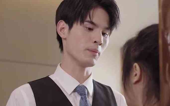 《闪婚后，总裁夫人要离婚》全集免费高清短剧无广告在线播放|短剧·中国大陆·2024  第1张