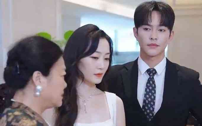 《新～狂龙战神》全集免费高清短剧无广告在线播放|短剧·中国大陆·2024  第1张