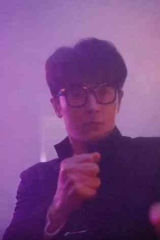 《完蛋了我被美女包围了》全集免费高清短剧无广告在线播放|短剧·中国大陆·2024  第1张