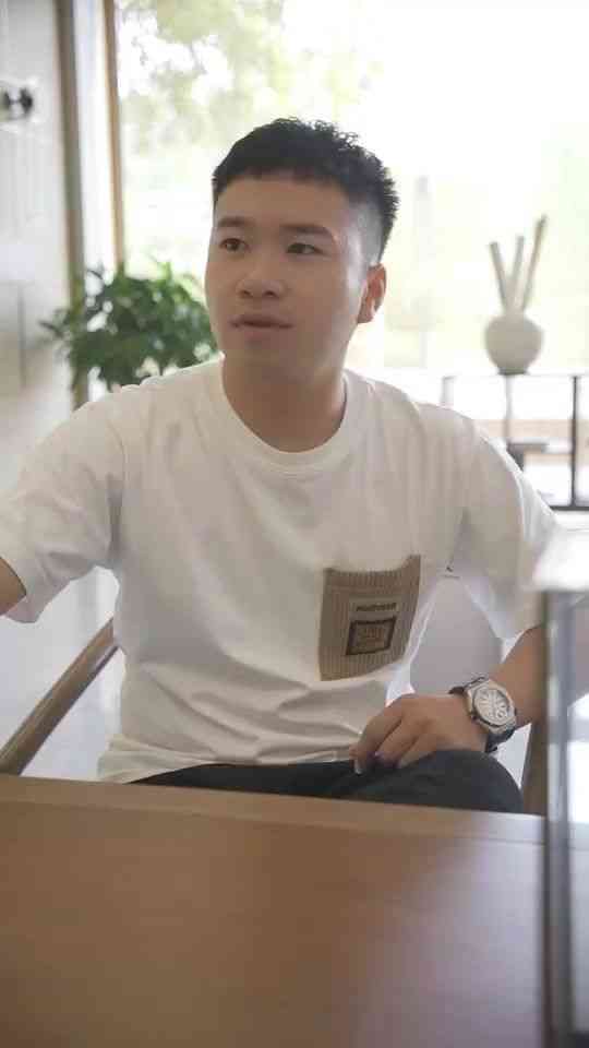 《顶级大佬》全集免费高清短剧无广告在线播放|短剧·中国大陆·2024  第1张